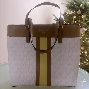 Michael Kors tote
